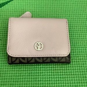 Giani Bernini tri-fold wallet.
